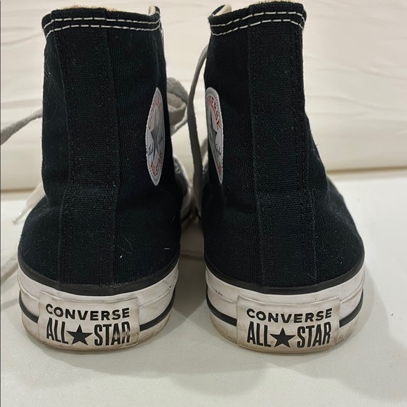 CONVERSE Classic Black and White High-Tops 5.5 - Picture 5 of 10
